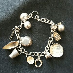 Vintage M Diaz Mexican sterling silver charm bracelet